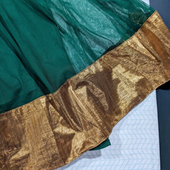 Elegant Green and Gold Women Salwar - Picture 3 of 12